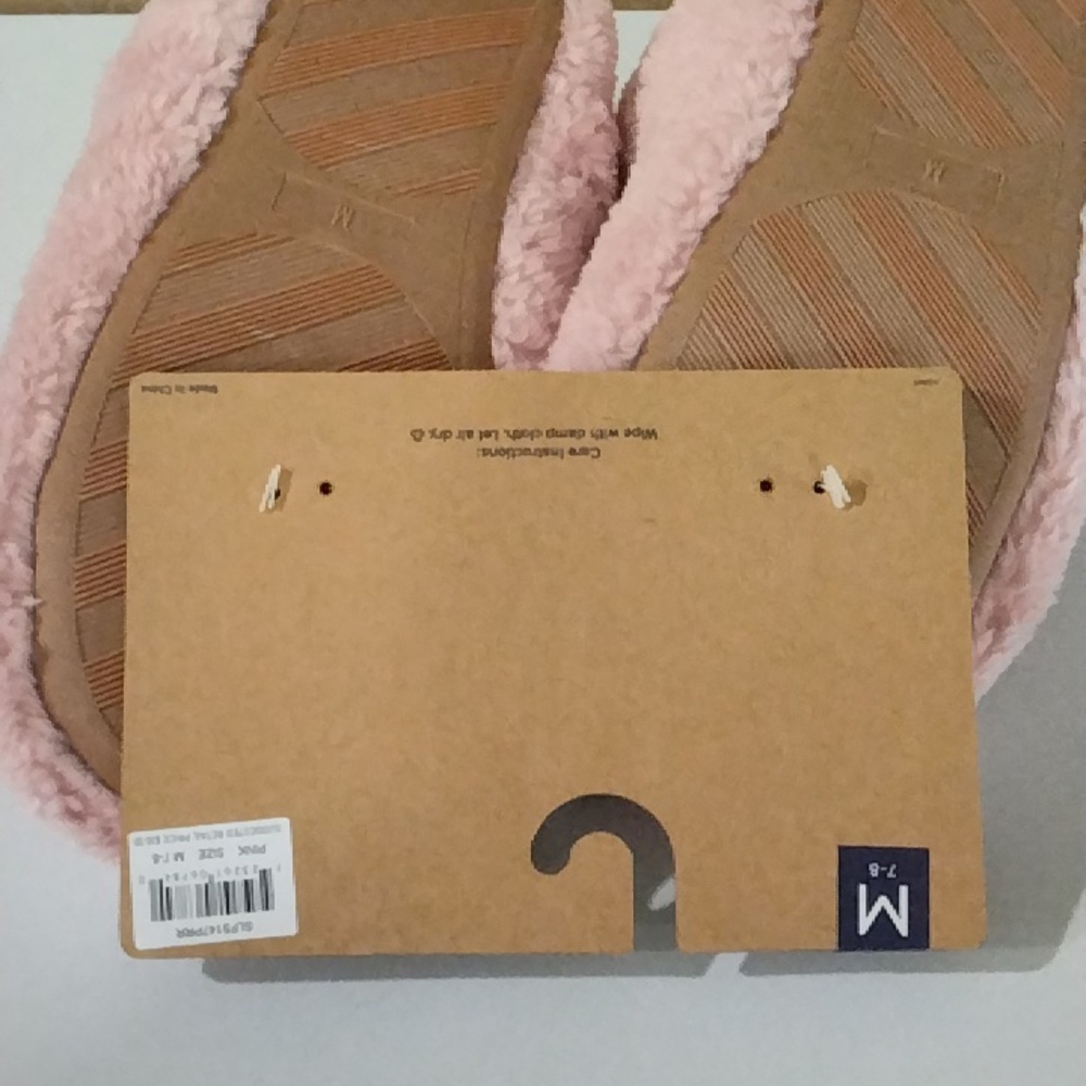 New With Tags Pink Color Memory Foam Slippers - Picture 4 of 16